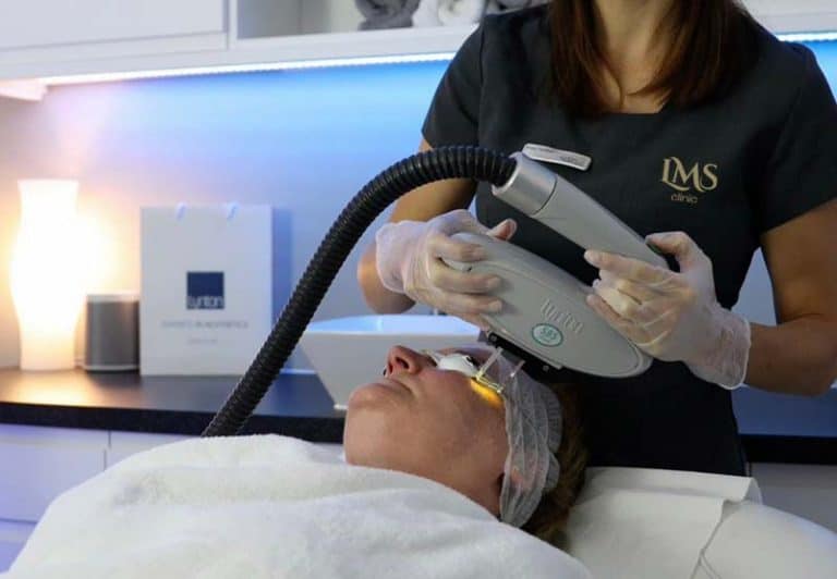 illumifacial treatment at LMS Clinic