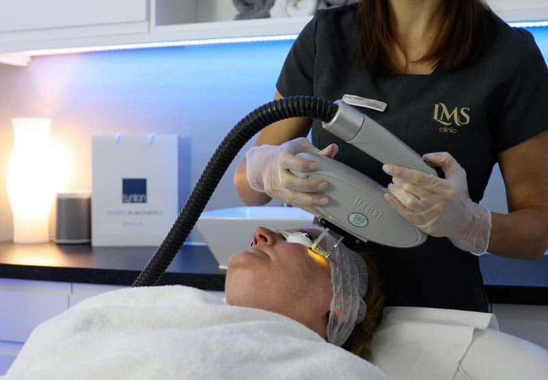 illumifacial treatment at LMS Clinic