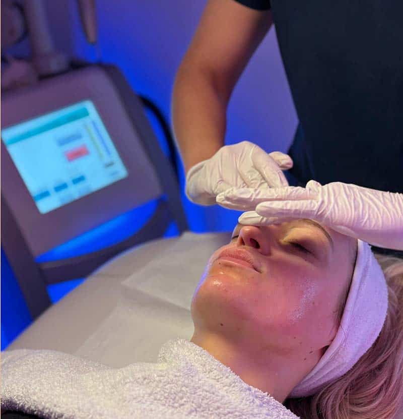 illumifacial treatment at LMS clinic